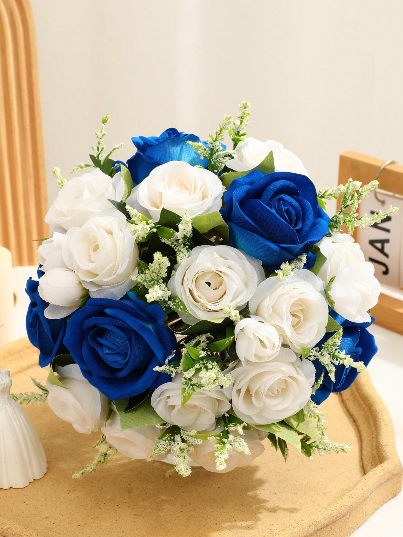 Hochzeitssträuße für Braut und Brautjungfern, Weiße Blaue Burgunderrote Künstliche Rosen für Hochzeit Kirche Ehe Dekoration