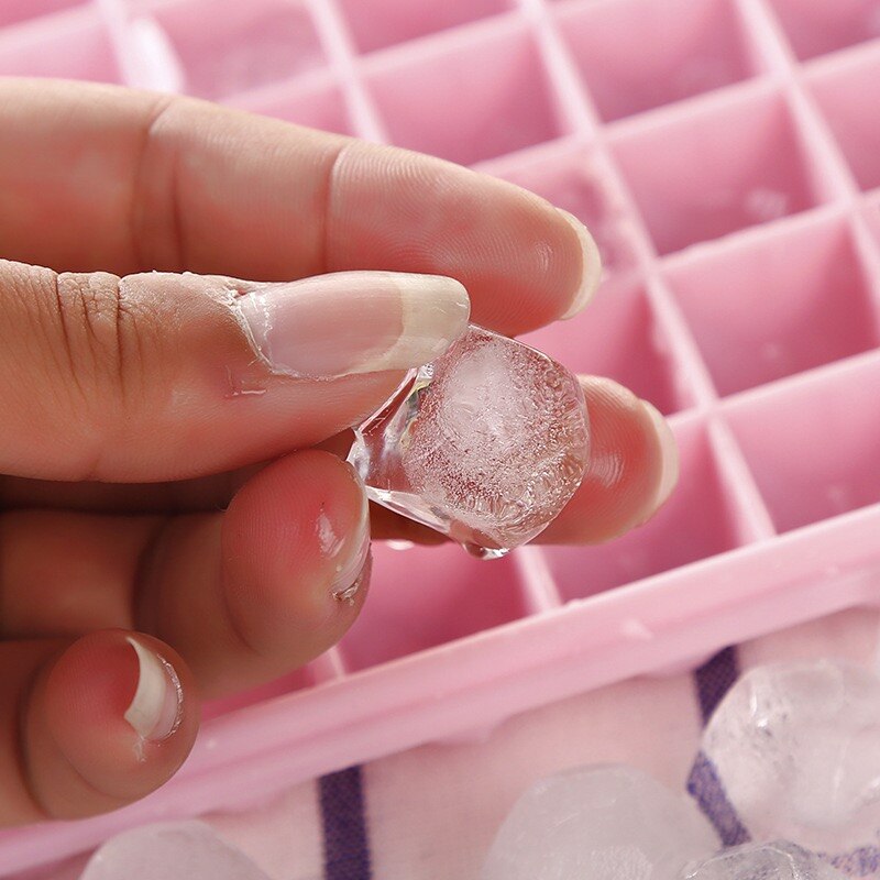 Diamond Ice Tray Ice Box Frozen Ice Cube Mold 60/96 Grids: 60