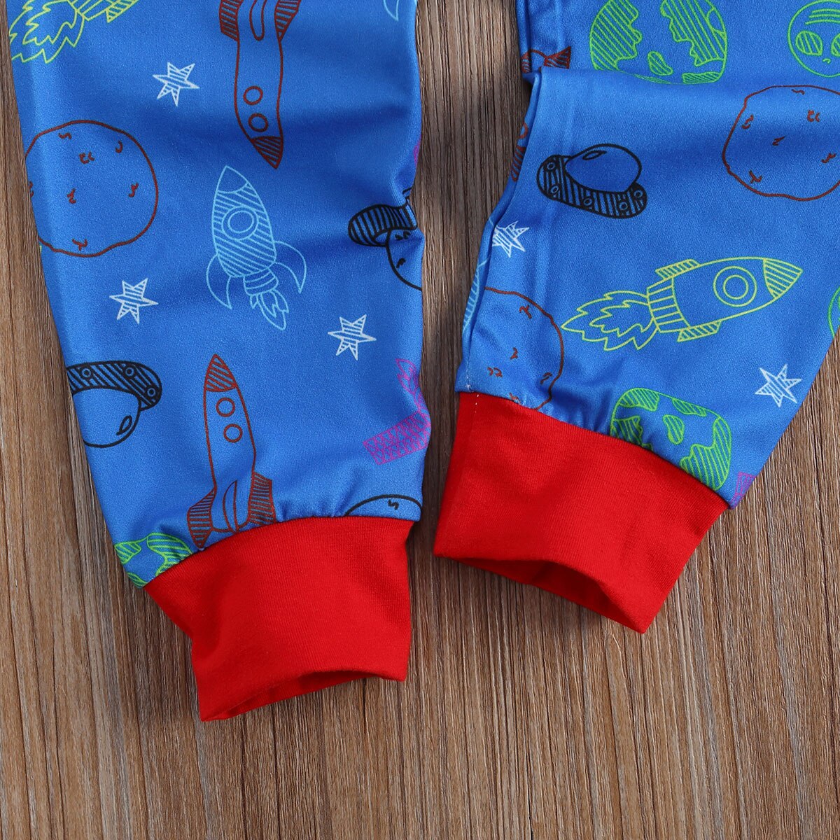 Børn barn baby dreng pyjamas sæt nattøj tøj efterår efterår langærmede t-shirt bukser rumskib hjemmetøj tøj 2 stk.