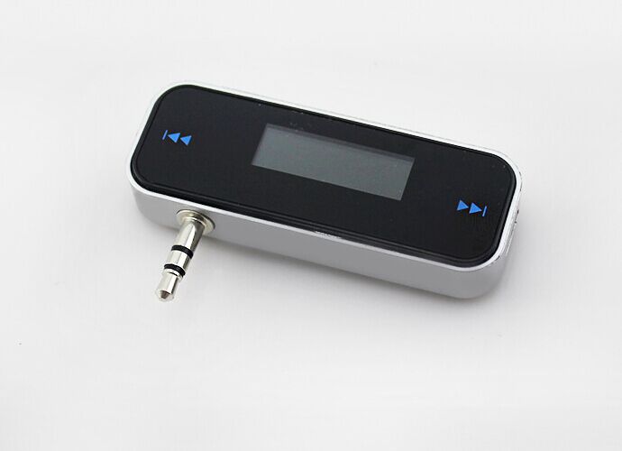 3.5mm FM Transmitter Mini Wireless Car MP3 Player In Car Hands Free Music Audio Transmitter for IPhone 4 5 6 6S Plus Samsung