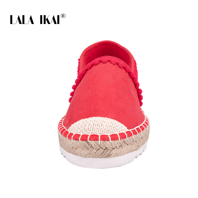 Lala ikai plataforma feminina alpercatas apartamentos 2020 outono vermelho cânhamo deslizamento em único sapatos casuais senhoras pompon mocassins XWA5752-4