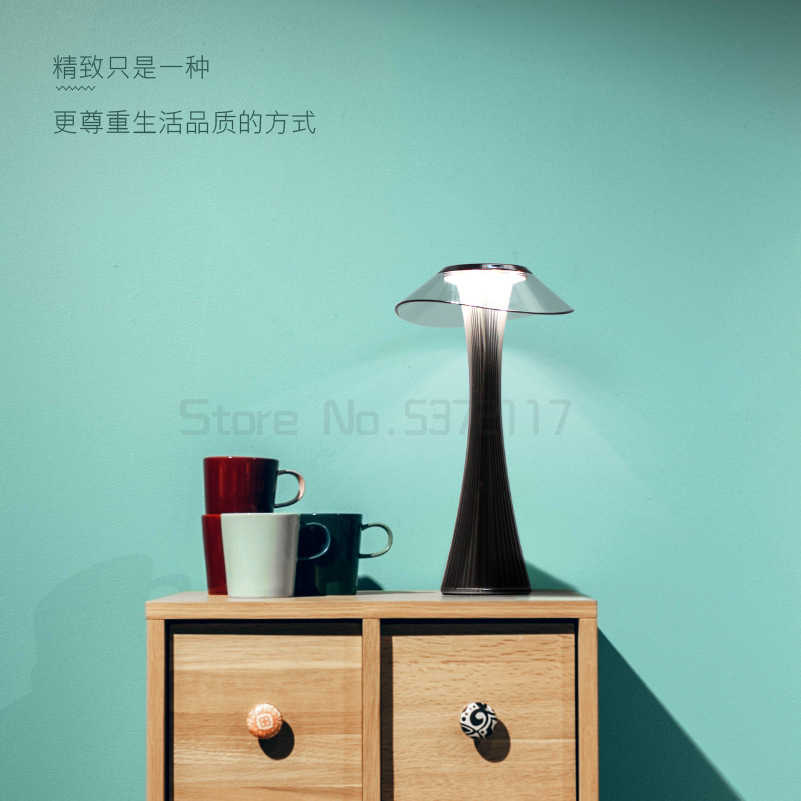 Nordic Minimalistische Slaapkamer Night Lamp Kleine Waistmushroom Lamp Drie-Kleur Tafel Vloerlamp Refill Lampenkap Voor Lamp