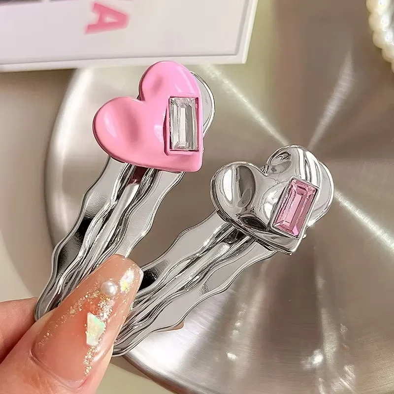 Ins Metal Love Rhinestone Hair Clips Women's Hairpin Sweet Cool Bangs Side Duckbill Clip Hair Barrettes Korean Girls Headwear
