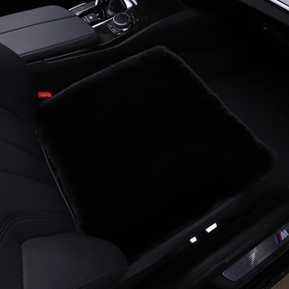 Fausse fourrure universelle couverture avant de voiture housse de siège arrière coussin tapis Automobiles housses de siège accessoires intérieurs pour hiver plus: Front Black