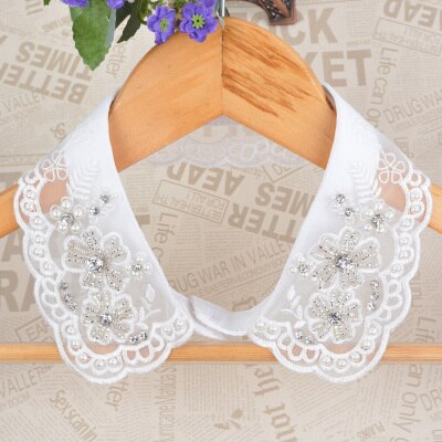 Chemise et faux col pour femmes | , fait à la main, faux col, accessoires de décoration en dentelle avec strass, collier cravate: A10