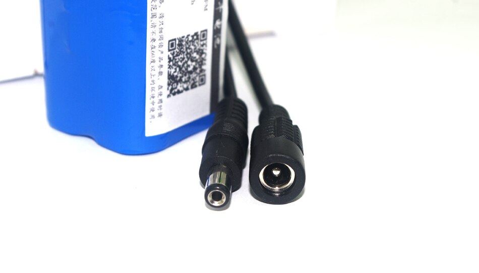 Protect 7.4 V 5200 mAh 8.4 V 18650 Li-lon Battery bike lights Head lamp special battery pack DC 5.5MM