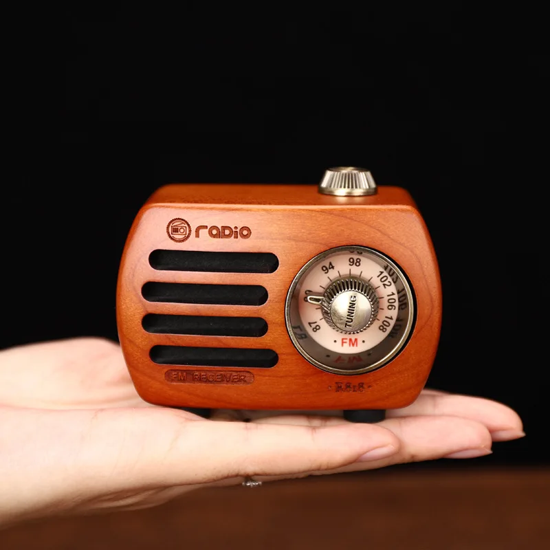 Altoparlante Bluetooth Radio FM ricaricabile portatile in legno di noce o ciliegio opzionale in stile classico retrò vecchio stile