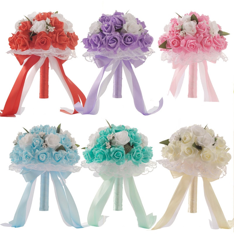 Elegancka panna młoda trzyma bukiet romantyczny kwiat róży perła kryształ ślubny bukiet ślubny/druhna satynowy kwiat