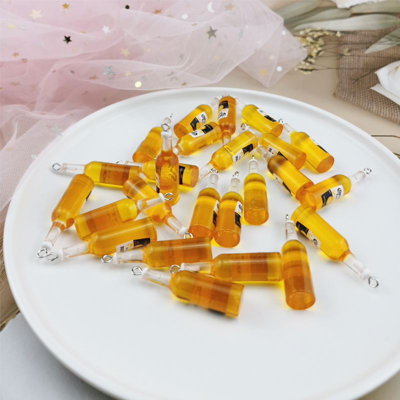 10 Stks/pak Gesimuleerde Hars Bierfles Sleutelhanger Charms Diy Ambachten Bar Drank Flessen Oorbel Hangers Sieraden Accessoires