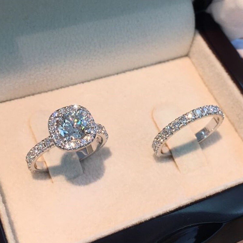 Conjunto de anillos de boda clásicos para hombre y mujer, de circonita cuadrada blanca, compromiso chapado en plata, joyería, de de cumpleaños, novedad de