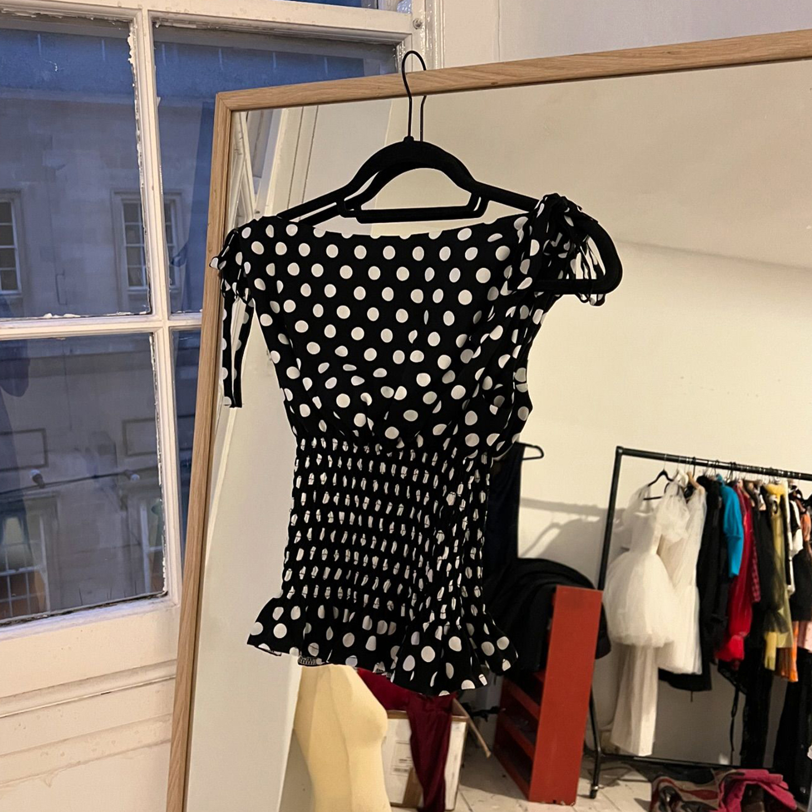 Combhasaki kvinder sommer  y2k vintage prikket print crop tanktops ærmeløse butterfly skulder bådhals smocked flæset slim fit vest