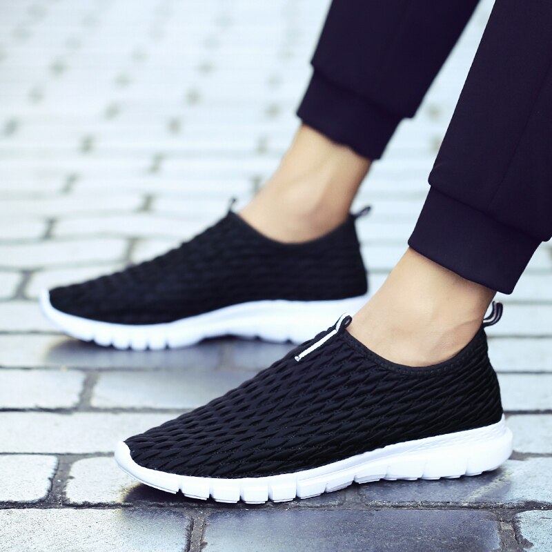 nouvelles chaussures de Tennis pour hommes baskets léger Jogging chaussures de Sport doux confort gymnase Fitness mâle marche Sport chaussures