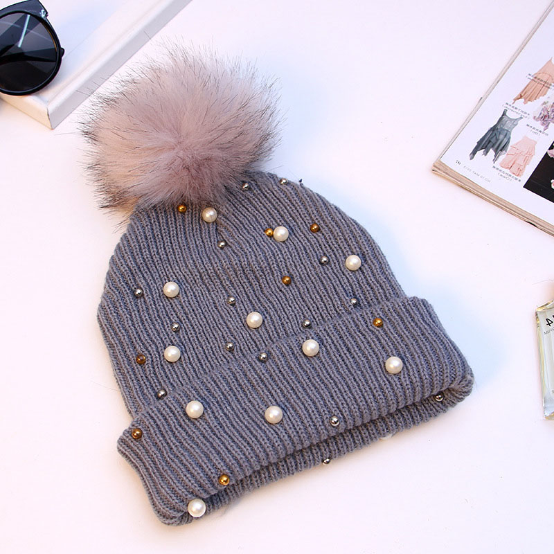 Kvinder vinter hat pompon bolde cap perler rhinestones strikket uld beanie afslappet udendørs varme kvindelige skullies hatte: Grå
