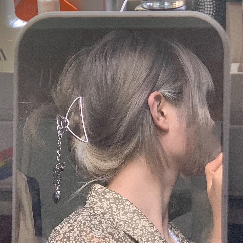 Cosysail Kpop Jahrgang Hohl Schmetterling Liebe Anhänger Haar Clip für Kühle Egirl Lange Quaste Metall Haarnadel Kopfschmuck Schmuck