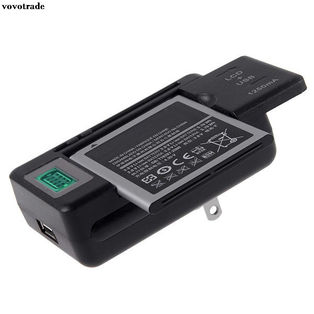 For Cell Phones LCD Indicator Screen Universal Mobile Battery Charger + USB-Port