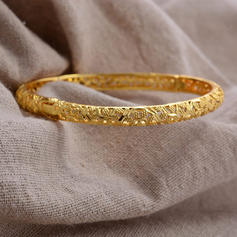 Neue Frankreich Gold Farbe Armreifen für Frauen Männer Blume Können Öffnen Armbänder: Hellgelb Gold Farbe