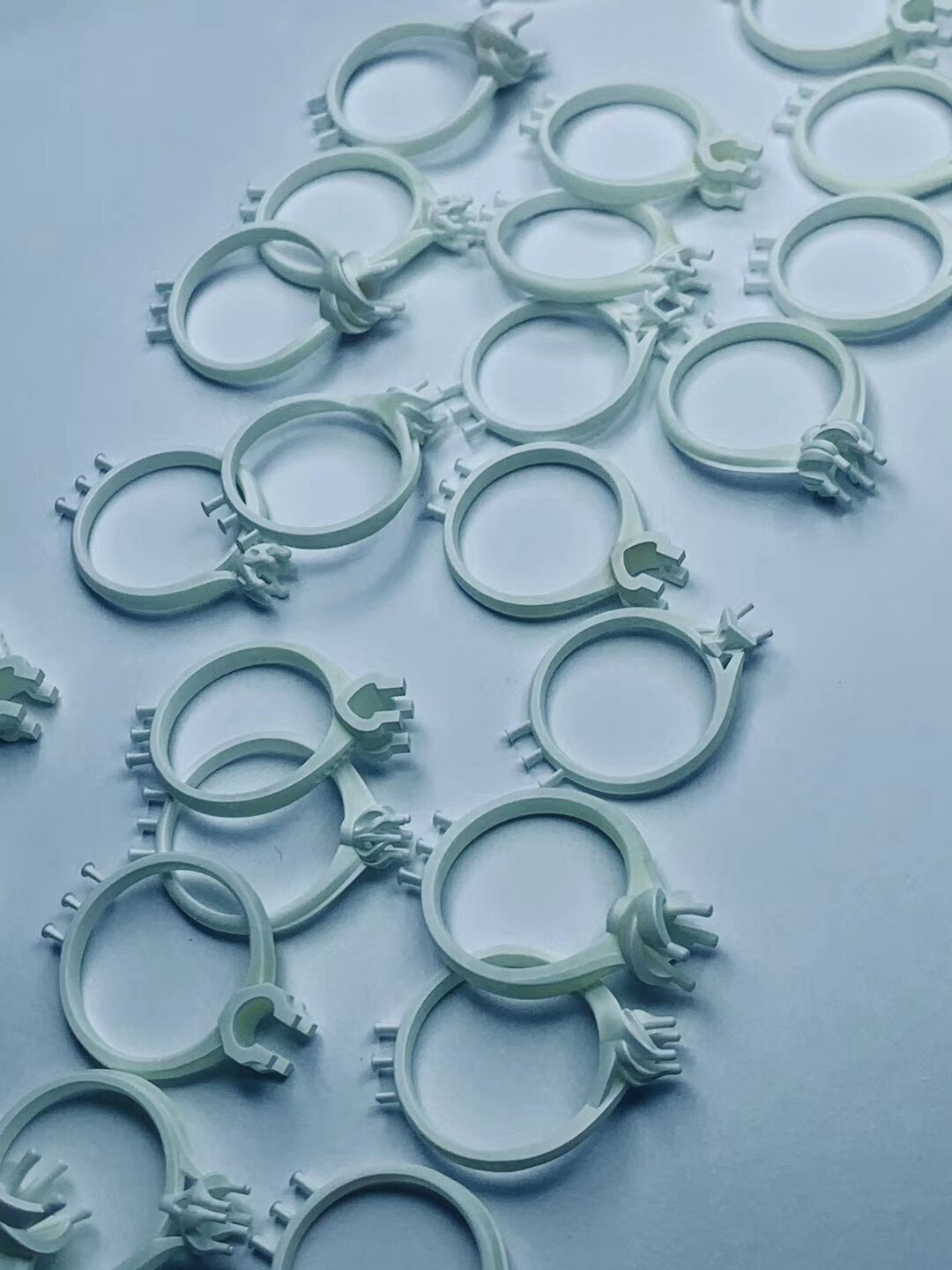 405nm UV photosensitive resin 3D printing material for high-precision jewelry wax casting (suitable for top-down DLP/LCD/DLP)