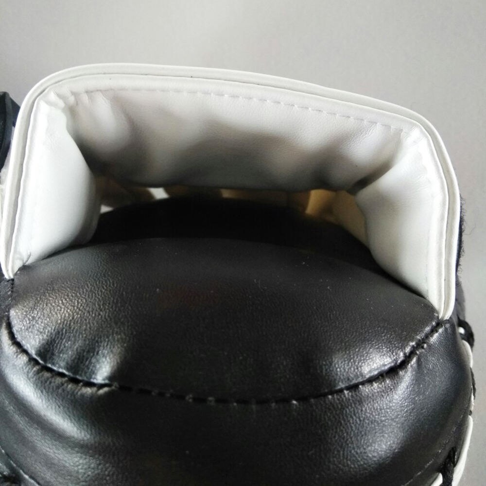 martialisch thailändisch trete Pad Bausatz Schwarz Karate Ausbildung