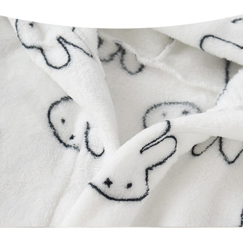 Albornoz de manga larga con capucha para niños y niñas, ropa de casa cómoda de franela Coral, albornoz de dibujos animados para Otoño e Invierno