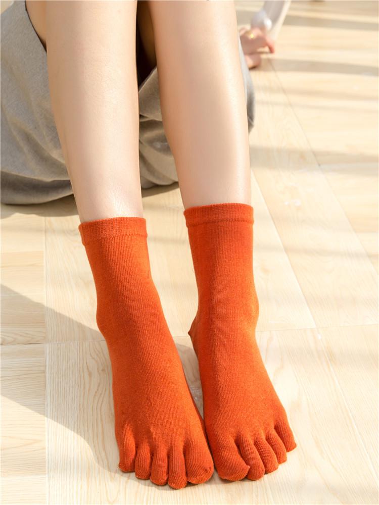 Classic Pure Color Lady Cotton Five Finger Socks 5 Finger Pure Cotton Female Cute Novelty Socks With Separate Toes: Orange
