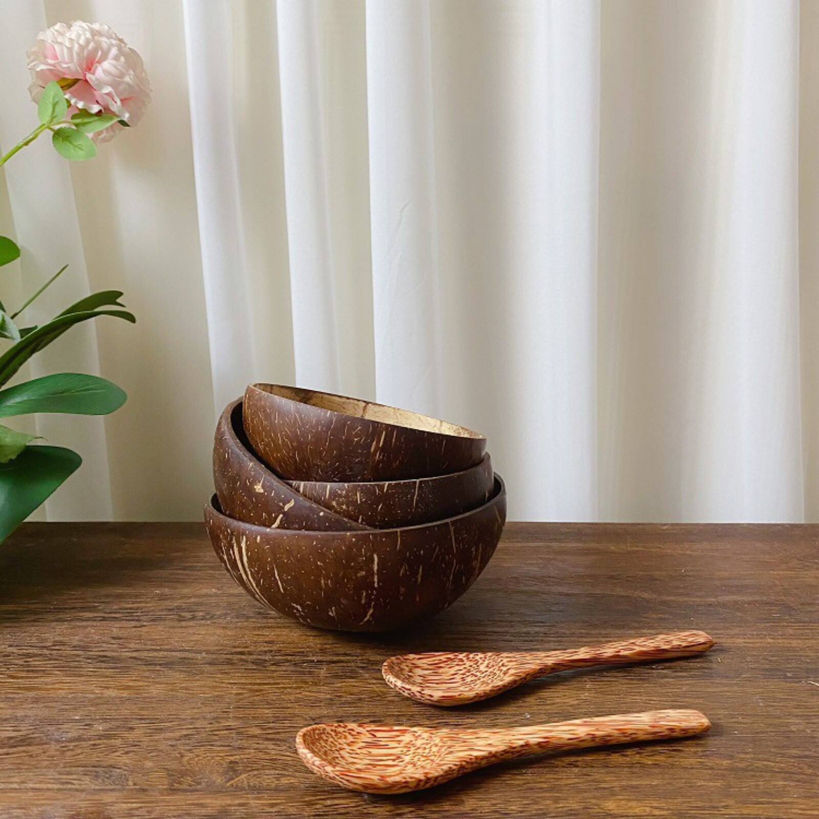 Hand Made Natural Coconut Shell Bowl Cup Spoon Fruit Salad Noodle Bowl Manufactured Environmental Friendly Coconut Spoon
