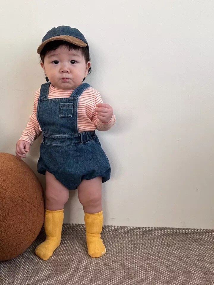 1882C freundlicher Denim Kleidung Strumpf Hosen 2022 Frühling Sommer Koreanische Baby Junge Jeans Verbunden Furz kurze Hose Mädchen Hosen