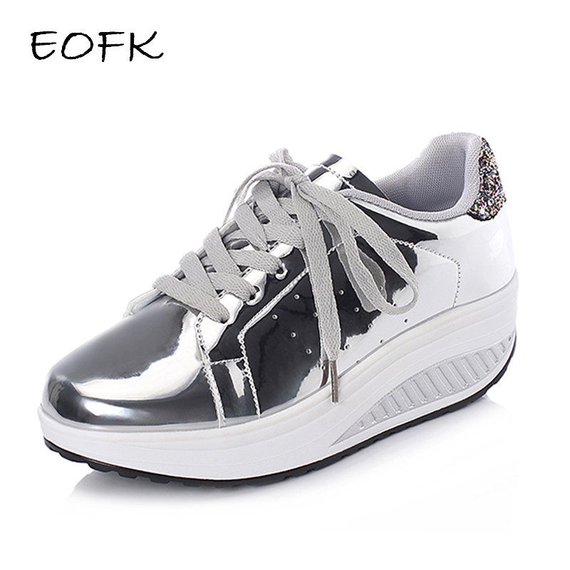 Kvinnors Platå Sneakers Syntetiskt Material Bekväm Design