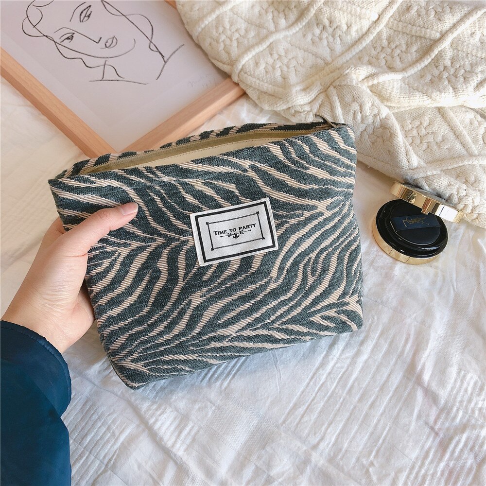 Large Women Zebra Pattern Cosmetic Bag Canvas Waterproof Zipper Make Up Bag Travel Washing Makeup Organizer Beauty Case: Green