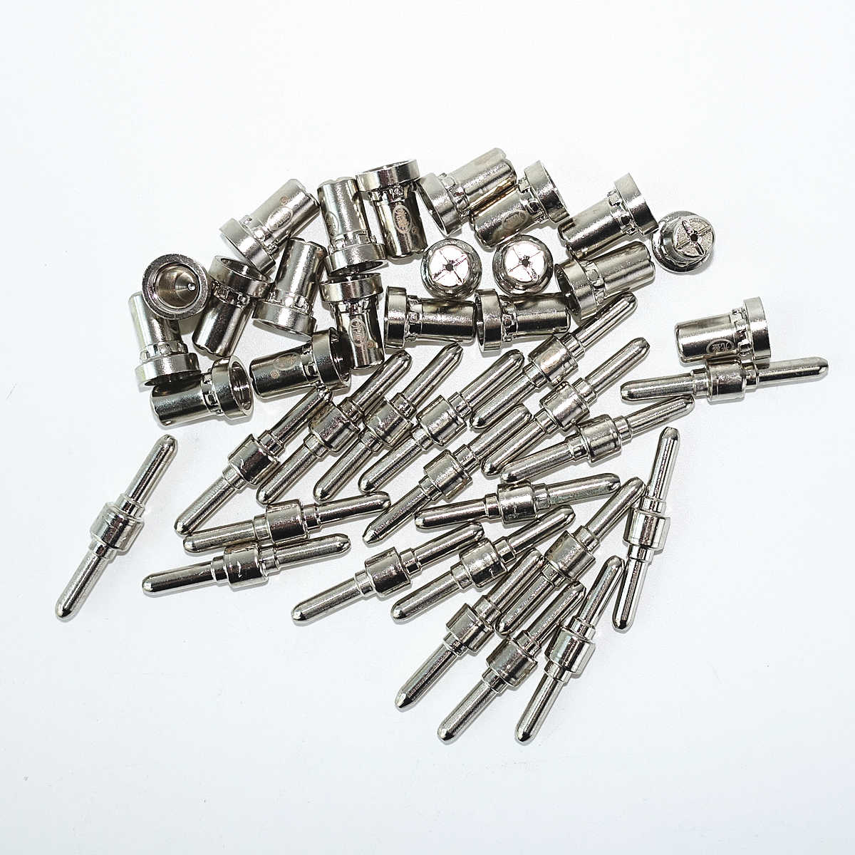 40pcs Plasma Cutting Torch Consumable Cutting Extended Long Plasma Cutter Kit 40A PT31 Plasma Torch Tip Electrode Nozzle