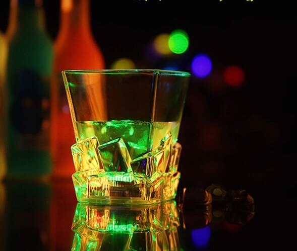 Lovers acrylic luminous cup water pouring induction shining glass magic color changing glass plastic party pub beer mug: 9