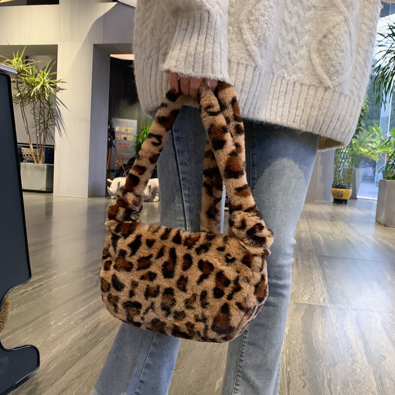 Winter Shoulder Bag Female Leopard Female Bag Chain Large Plush Winter Handbag Messenger Bag Soft Warm Fur Bag