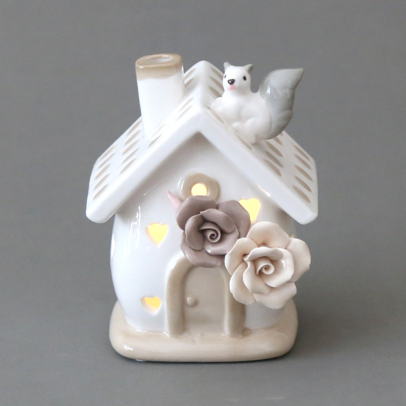 European Cartoon Animal Small House LED Candlestick Ceramics Led Candle Craft Birthday Home Decoration Accessories: D