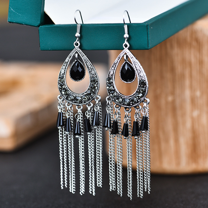 Bohemian Long Tassel Earrings 2022 Trend Water Alloy Crystal Beads Women Vintage Rhinestone Chain Earrings: E1888Black