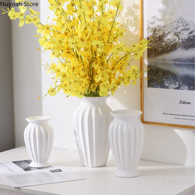 European-style Simple White Striped Vase Ornaments Ceramic Flower Arrangement Water Vase Living Room Decoration Accessories