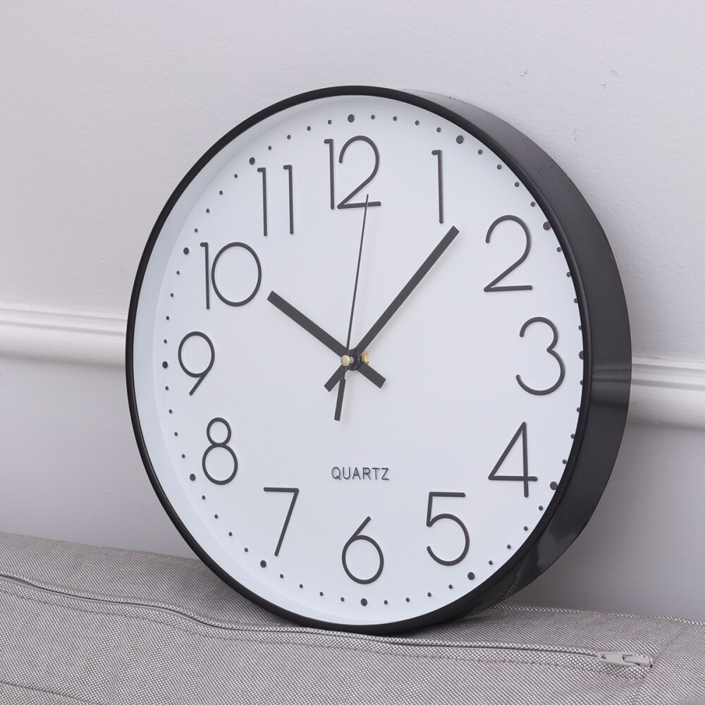 Wall Hanging Clock 3D Numbers Scale Wall Clock Mute Clock Living Room Clock without Battery (White): Picture 1