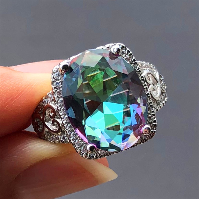 Luxe Vrouwelijke Grote Rainbow Ovale Ring Leuke Cz Steen Ring Mode-sieraden Vintage Trouwringen Voor Vrouwen