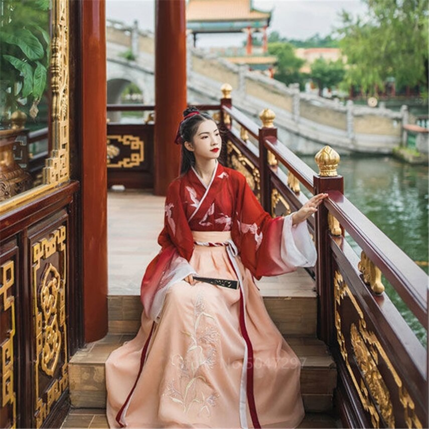 Hanfu, vêtement chinois traditionnel ancien pour femme, Costume de danse folklorique, Performance sur scène, motif de grue, robe graduelle en gaze