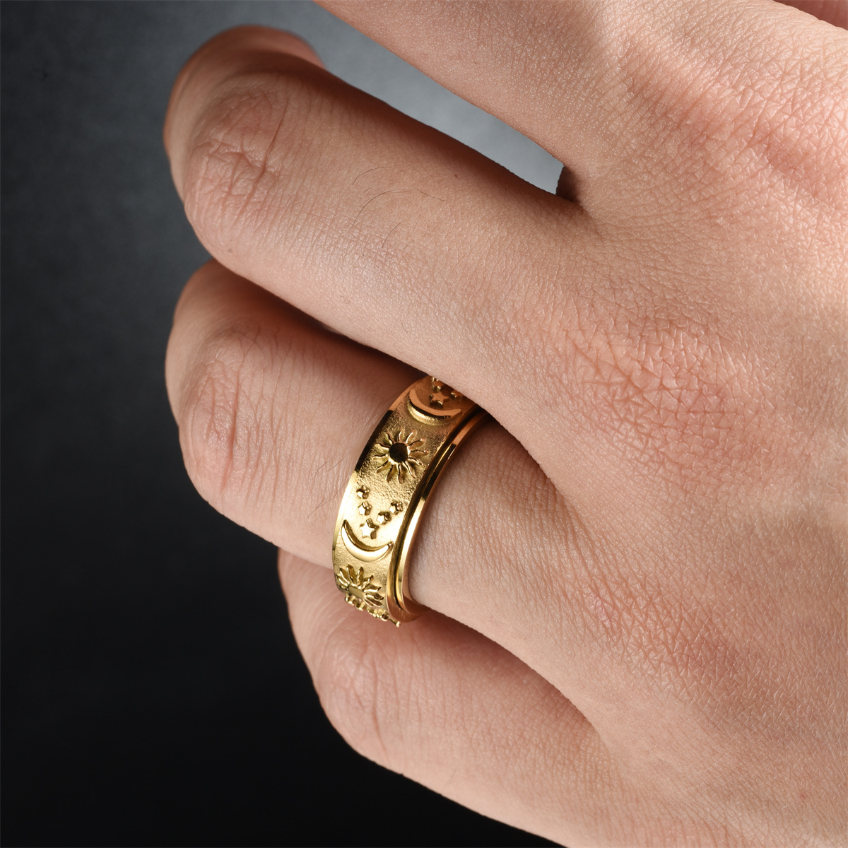 Anillo relajante bohemio con forma de estrella y Luna para hombre, Spinner giratorio de acero inoxidable, anillos antiestrés, joyería