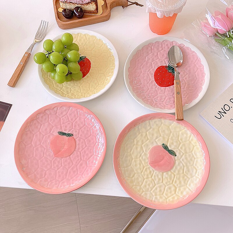 Kawaii Relief Peach Strawberry Ceramic Plate Retro Lovely Pink Breakfast Cake Snack Fruit Dessert Decorative Kitchen Tableware
