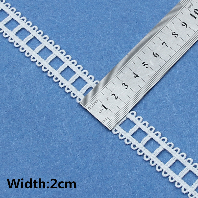 5 jardów białej bawełny haftowanej koronki wstążki tkaniny DIY szycia ręcznie robione materiały rzemieślnicze ubrania dekoracja domu: Antyczne srebro
