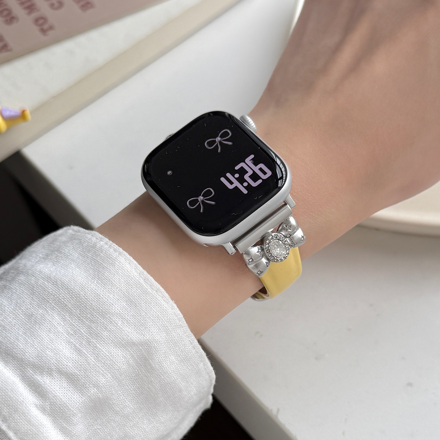 Leuke vlinderdiamant lederen band geschikt voor Apple Watch 49/46/45/44/42/41/40 en 38 mm Geschikt voor iWatch Ultra 9 8 7 6 5