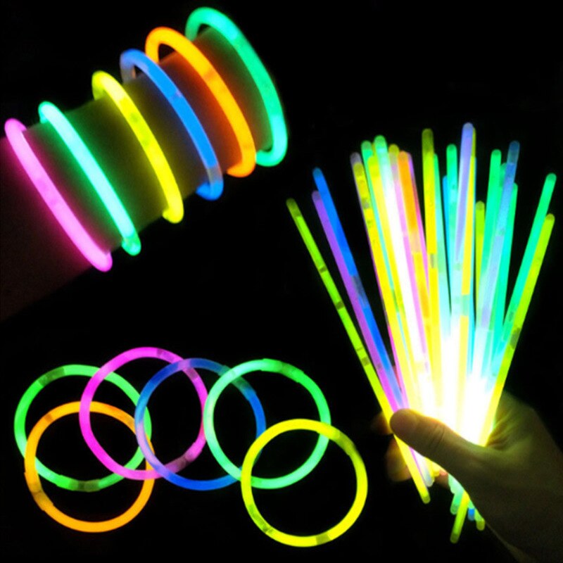 Speelgoed voor Kinderen Kleur Fluorescentie Light Glow Dark Stok Feestartikelen Glow Sticks Armbanden Kids Light Up Speelgoed 100pcs
