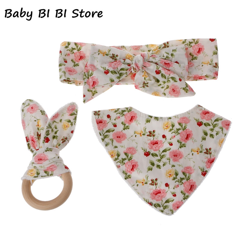 3 Pcs Baby Kaninchen Ohren Baumwolle Mischung + Holz Beißring Baumwolle Lätzchen Stirnband Infant Speichel Handtuch Pflege Set Fütterung Bib: C