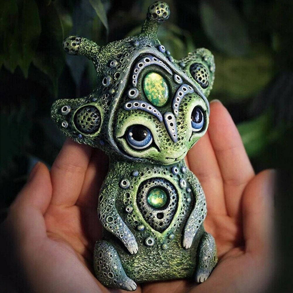 Fantasy Statue Miniature Fairy Tale Fairy Monster Statue Fairy Tale Garden Decoration Resin Craft Decoration Home Decoration