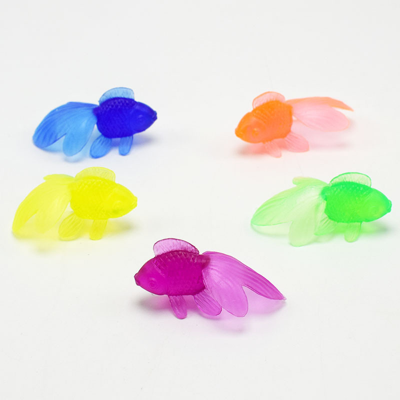 20 stk pvc plast miljøvenlig farverig simulation guldfisk model legetøj twist æg legetøj udendørs leg sæt fiskeri legetøj