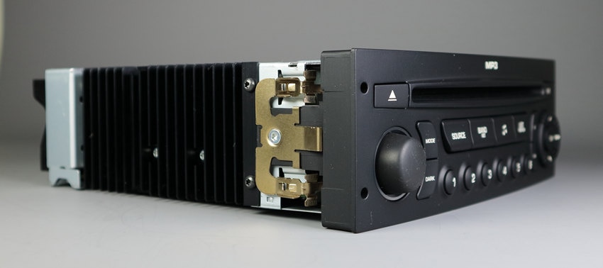 Echte Originele RD43 Autoradio met CD USB aux MP3 voor Peugeot 207 206 307 308 408 807 Citroen C2 C3 C4 C5 C8