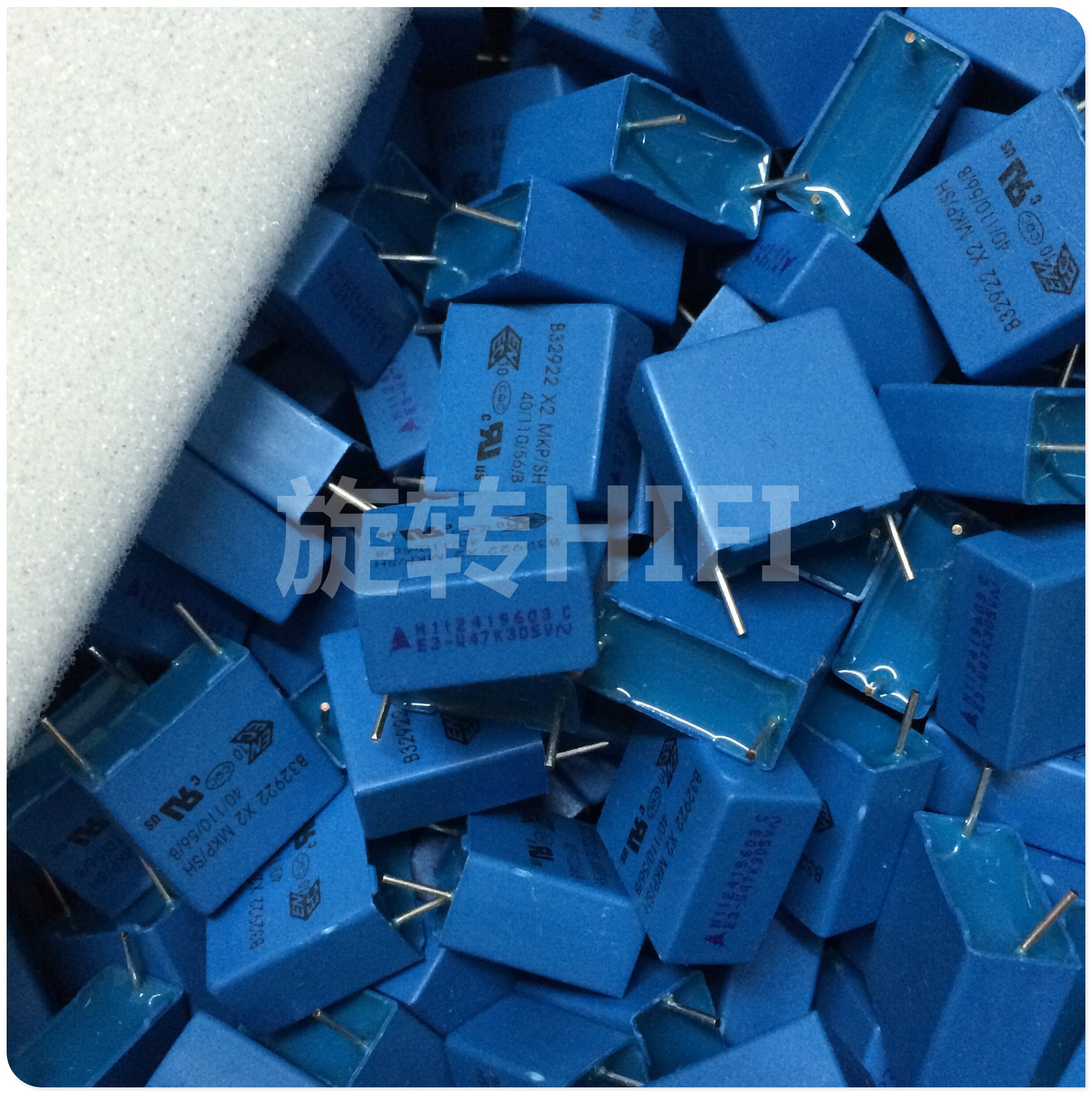 B32922C3473M EPCOS / TDK - Capacitor: polypropylene | X2; 47nF; 630VDC B32922C3473M EPCOS / TDK - Capacitor: polypropylene | X2; 47nF; 630VDC