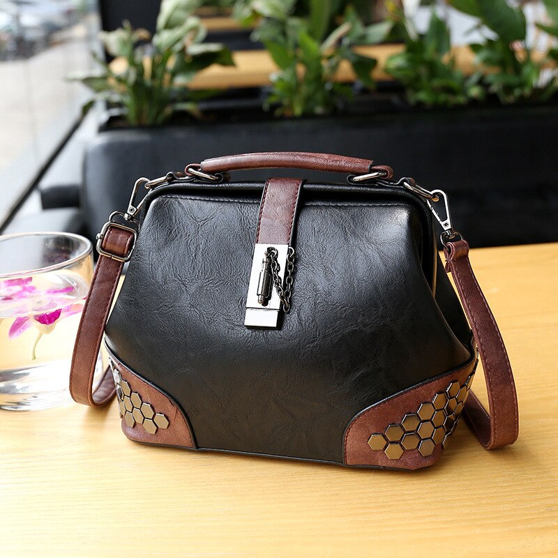Retro All-match Lock Shoulder Bag Women's Riveting Nail Shoulder Bag Women: black