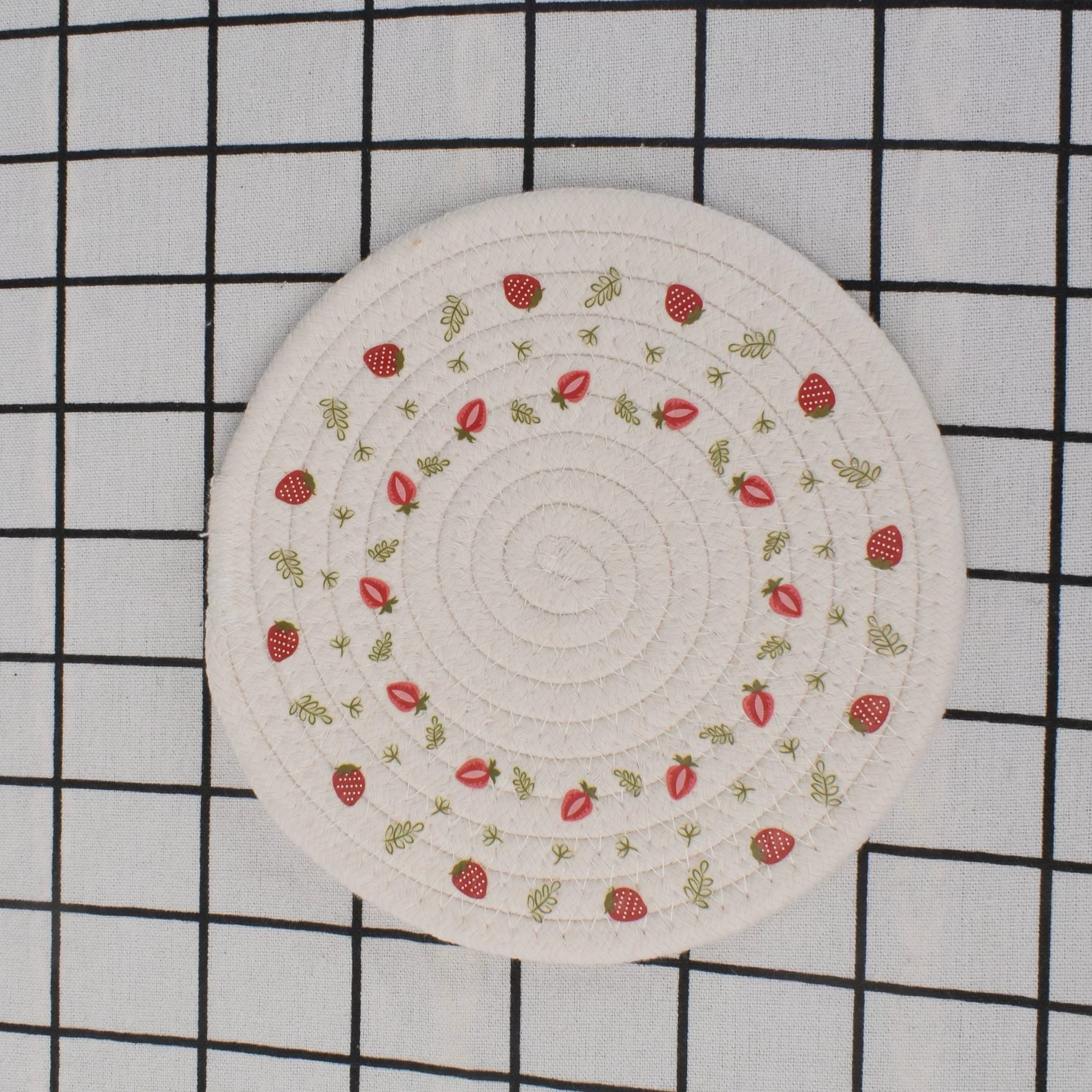 Round Boho Placemats Set of 2 Printed Cotton Rustic Table Place Mats Cute Woven Flower Farmhouse Dining Kitchen Table Mats: XL / Pink