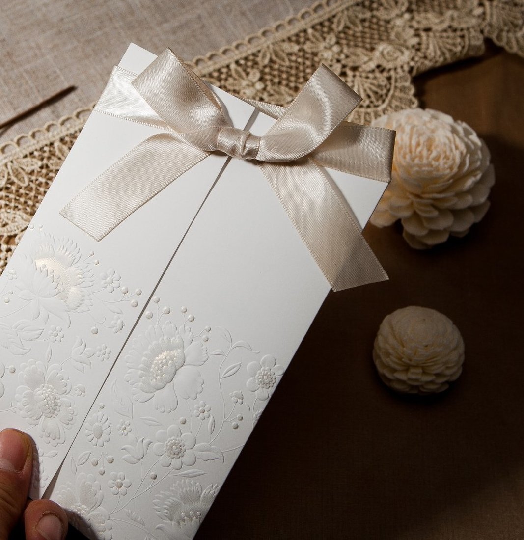 2Pcs Vintage Embossed Tri-fold Wedding Invitations Cards, Acrylic Birthday Card with Envelopes and Ribbon Bowknot